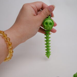 Alternative view of Höfuðkúpa Clicker – Fidget Lyklakippa