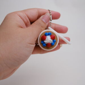 Alternative view of Pönnukökur með Berjum – Fidget Lyklakippa