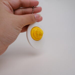 Alternative view of Krúttlegt eggja-fidget lyklakippa