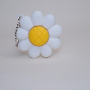 Hvít Margareta Fidget Lyklakippa